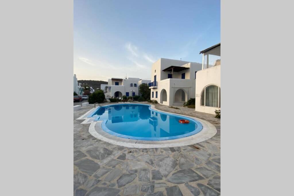 Pigeon House Ornos Beach Mykonos Town Екстериор снимка