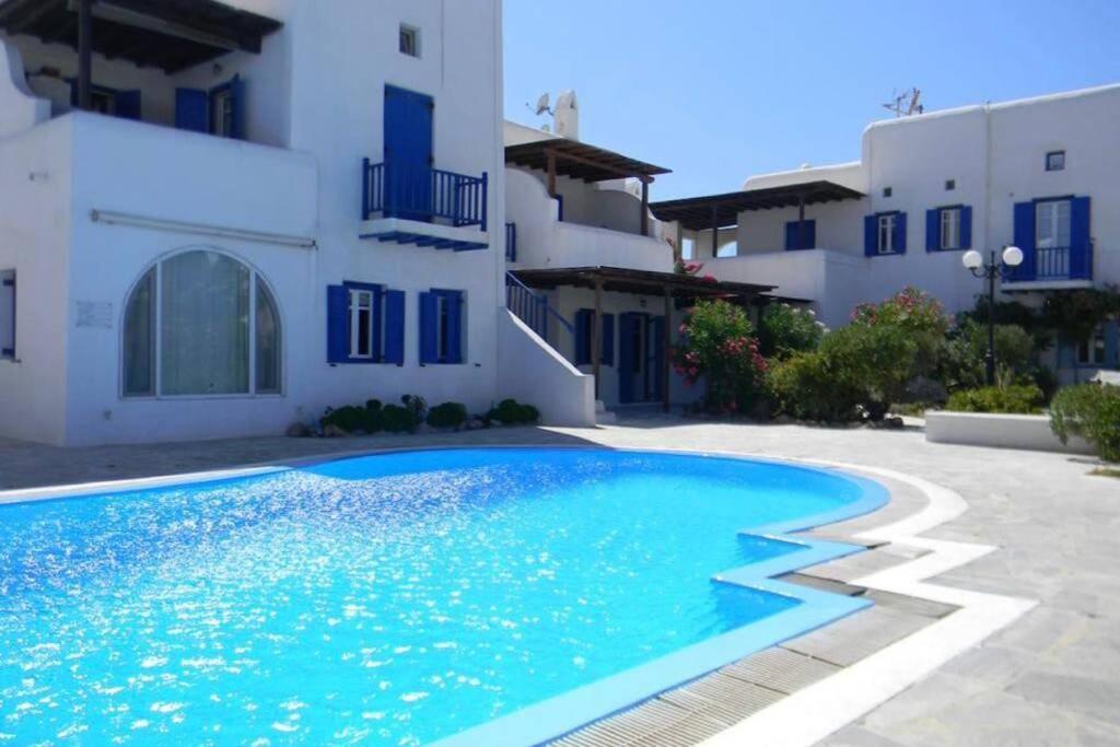 Pigeon House Ornos Beach Mykonos Town Екстериор снимка